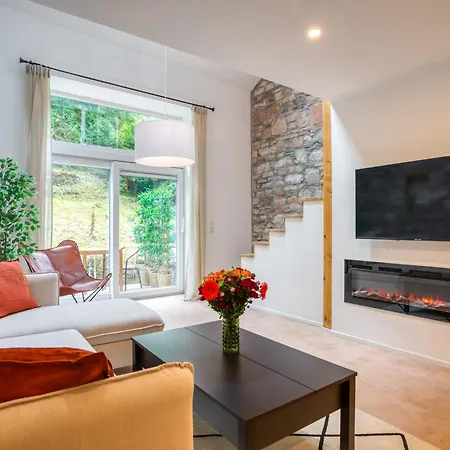 Le Bain De Diane - Maisons Paladins * Sougné-Remouchamps