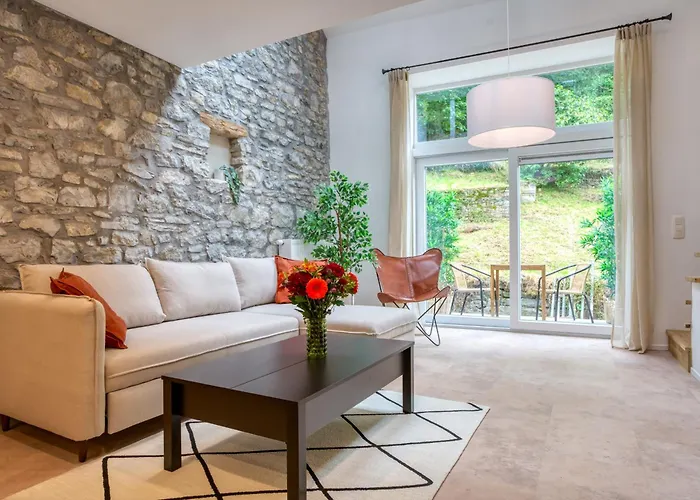 Le Bain De Diane - Maisons Paladins *